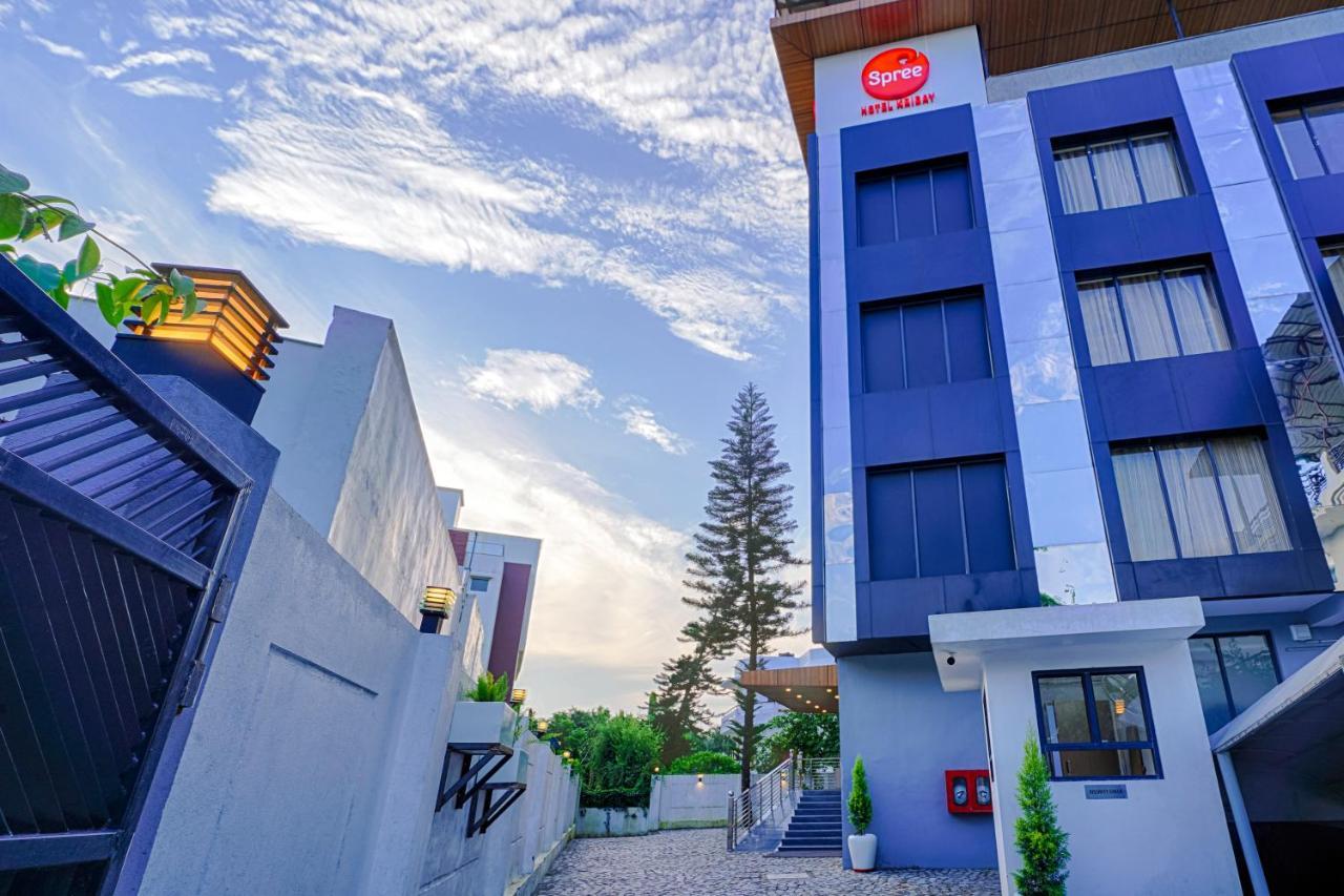 Spree Hotel Kriday Déhrádún Exteriér fotografie